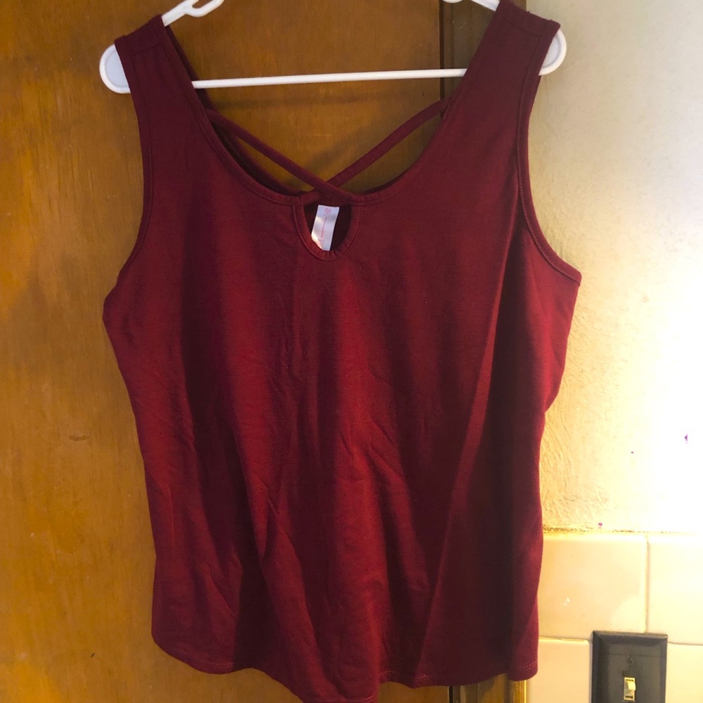 NOBO maroon tank top with neckline details, x-large